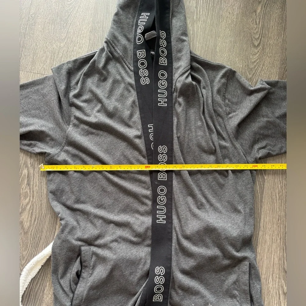 Hugo Boss Bath Robe - Picture 5 of 5